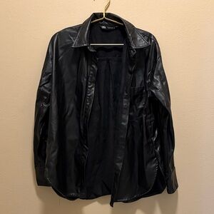 Zara women Black Faux Leather Shirt Jacket